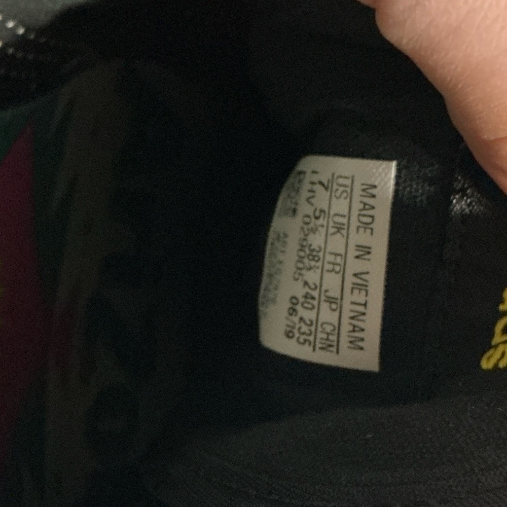 Adidas Black With Multicolor Pattern Athletic Sho… - image 8